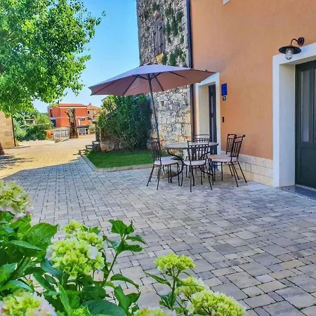 Apartment In - Istrien 43262 Porec